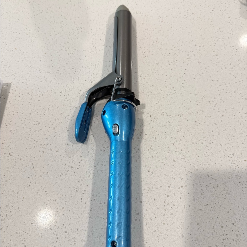 Babyliss Pro Titanium curling iron 1”